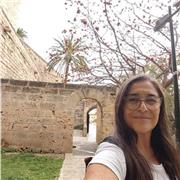 Soy profesora de Educación Física y Fisioterapeuta con amplia trayectoria en natación y rehabilitación en todas las edades